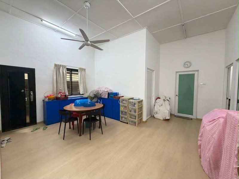 Bungalow for Sale in Taman Kebun Teh (Johor Bahru) - Ken Chai - PropertyGuru.com.my
