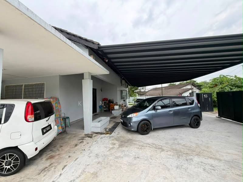Bungalow for Sale in Taman Kebun Teh (Johor Bahru) - Ken Chai - PropertyGuru.com.my