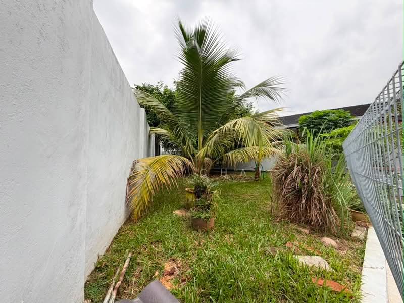 Bungalow for Sale in Taman Kebun Teh (Johor Bahru) - Ken Chai - PropertyGuru.com.my
