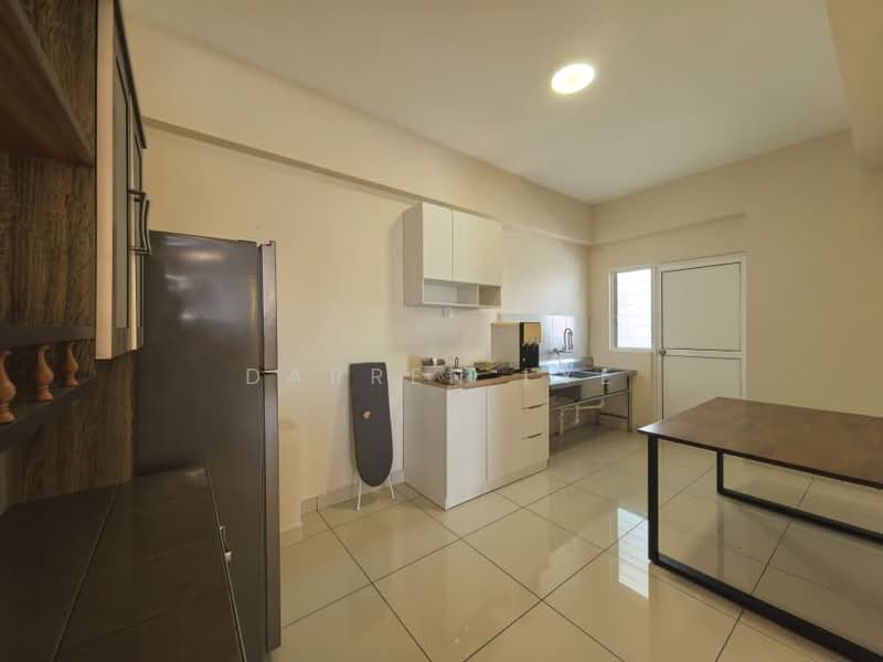 Kondominium untuk Dijual di Orange 3 (Oren 3) - Darren Lye - Kitchen - PropertyGuru.com.my