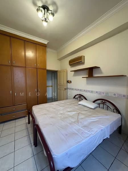 Kondominium untuk Dijual di Putra Indah Condominium - Megan Chong - Bedroom - PropertyGuru.com.my