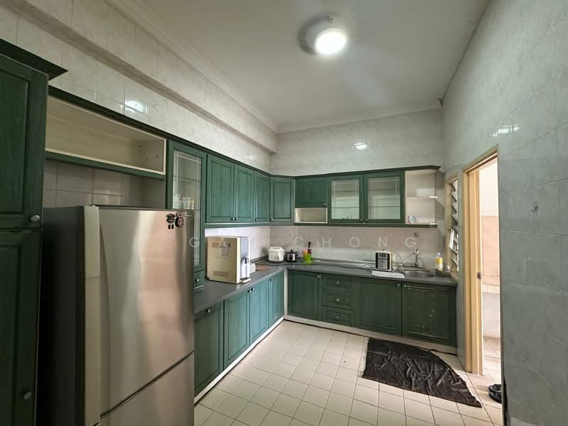 Kondominium untuk Dijual di Putra Indah Condominium - Megan Chong - Kitchen - PropertyGuru.com.my