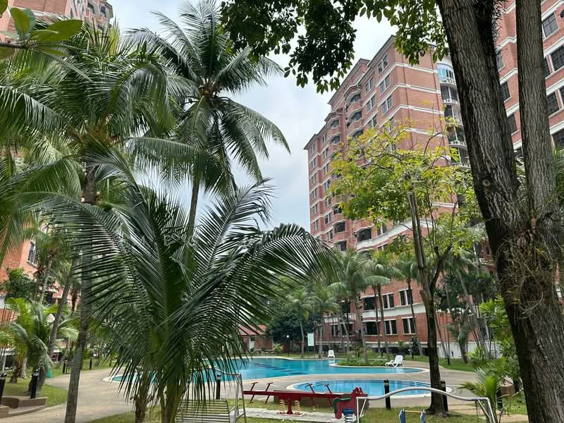 Kondominium untuk Dijual di Putra Indah Condominium - Megan Chong - Exterior - PropertyGuru.com.my