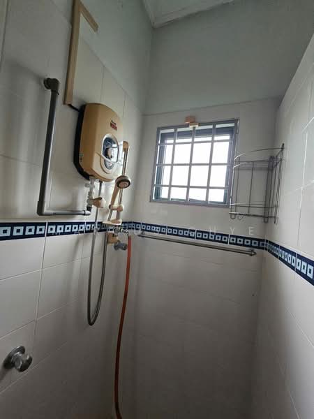 Rumah Teres 2 Tingkat untuk Dijual di Saujana Melawati (Melawati) - Marcus Chye - Bathroom - PropertyGuru.com.my