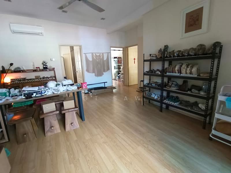 Rumah Teres untuk Dijual di Cheras (Selangor) - GT Saw - Living Room - PropertyGuru.com.my