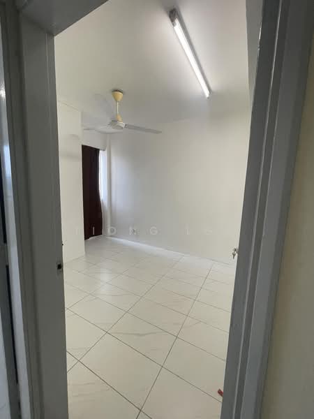 Apartment for Rent at Vista Angkasa - TIONG LGS - PropertyGuru.com.my