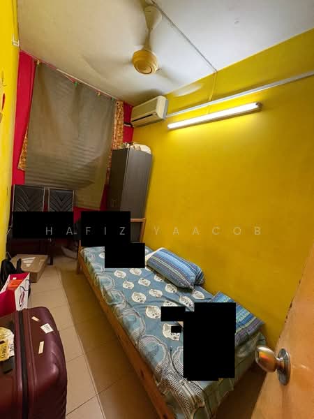 Condominium for Sale at Palm Court Condominium - Hafiz Yaacob - Bedroom - PropertyGuru.com.my