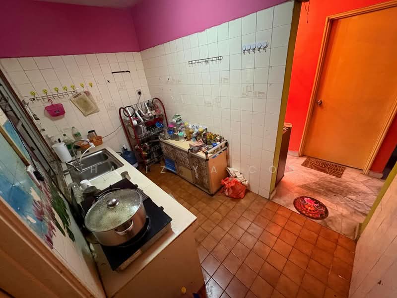 Condominium for Sale at Palm Court Condominium - Hafiz Yaacob - Kitchen - PropertyGuru.com.my