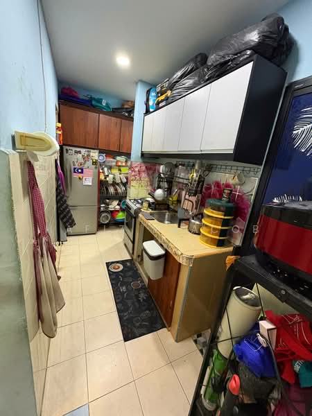 Flat for Sale at PPR Kerinchi Lembah Pantai - Hafiz Yaacob - Kitchen - PropertyGuru.com.my
