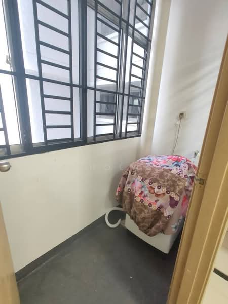 Servis Apartment untuk Dijual di Nusa Perdana Serviced Apartment - Nicholas . - Balcony - PropertyGuru.com.my