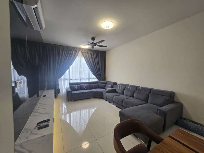 Servis Apartment untuk Dijual di Emerald 9 - KINKI CHAN - Living Room - PropertyGuru.com.my