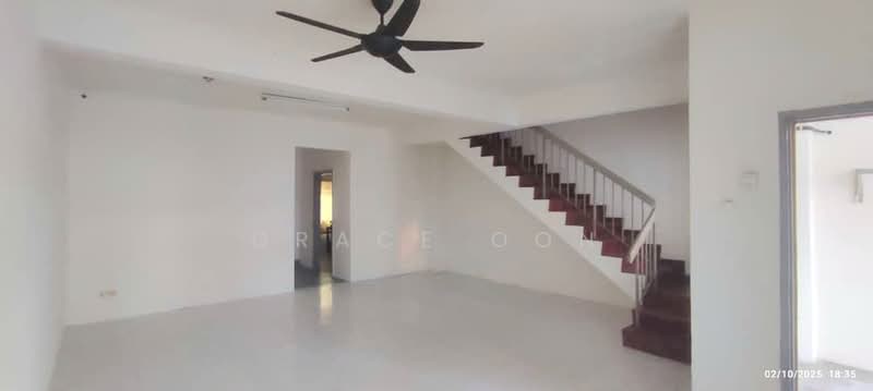2-storey Terraced House for Sale in Taman Puncak Jalil (Seri Kembangan) - Grace Oon - Living Room - PropertyGuru.com.my