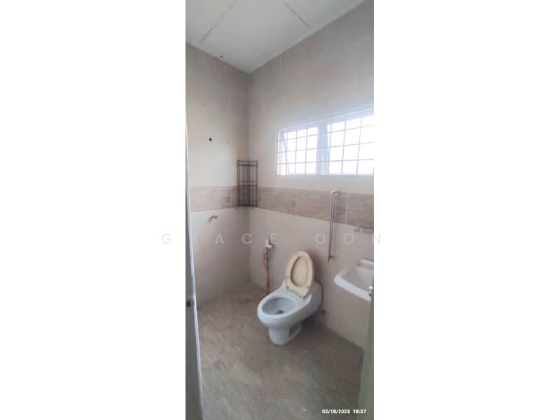 2-storey Terraced House for Sale in Taman Puncak Jalil (Seri Kembangan) - Grace Oon - Bathroom - PropertyGuru.com.my