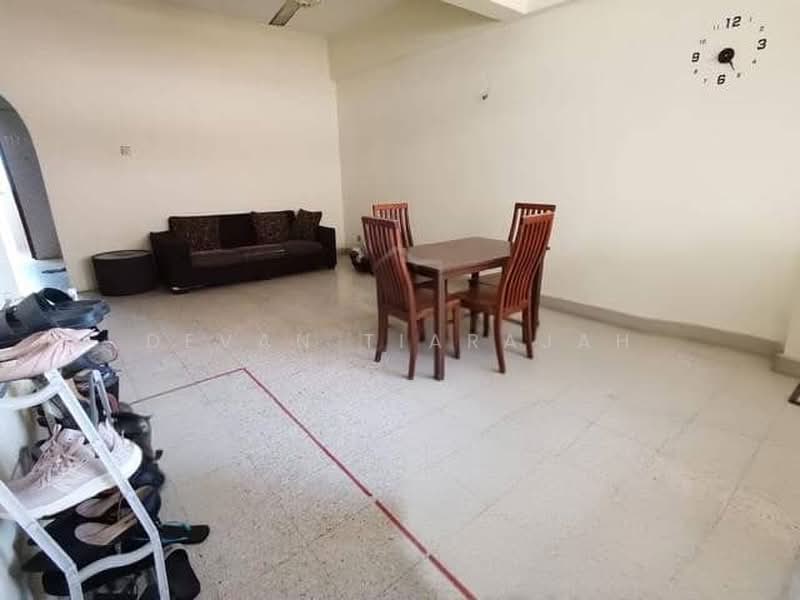 Pangsapuri untuk Dijual di Bangsar Utama Apartment - Devan Tiarajah - Living Room - PropertyGuru.com.my