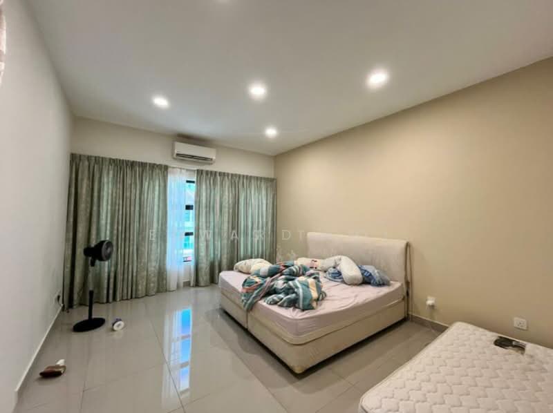 Rumah Teres 3 Tingkat untuk Dijual di Cheras (Selangor) - Edward Ooi - PropertyGuru.com.my