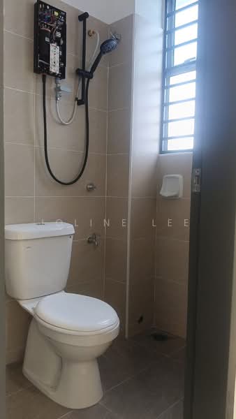 Rumah Teres untuk Disewa di Bandar Dato Onn (Tebrau) - Joline Lee - Bathroom - PropertyGuru.com.my