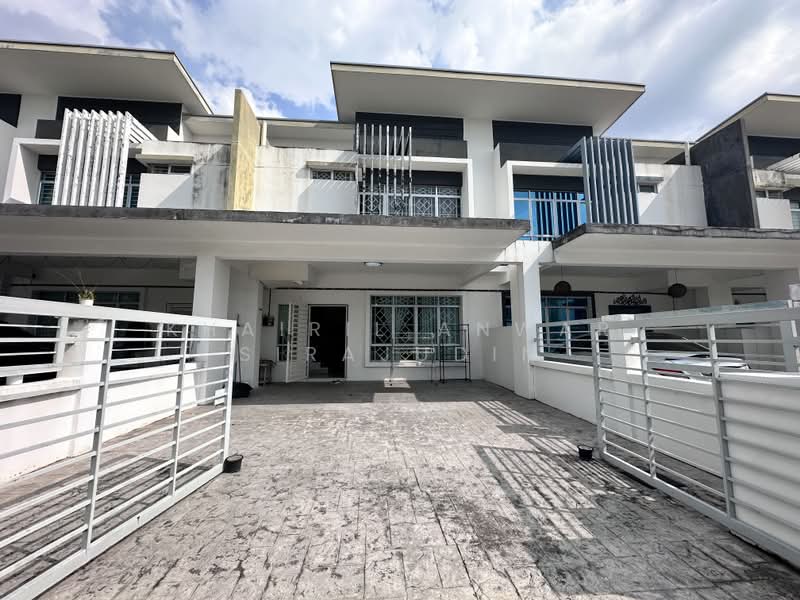 2-storey Terraced House for Sale in Saujana Utama (Puncak Alam) - Khairil Anwar Sirajudin - Exterior - PropertyGuru.com.my