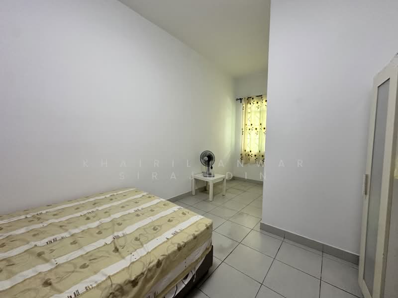 2-storey Terraced House for Sale in Saujana Utama (Puncak Alam) - Khairil Anwar Sirajudin - Bedroom - PropertyGuru.com.my