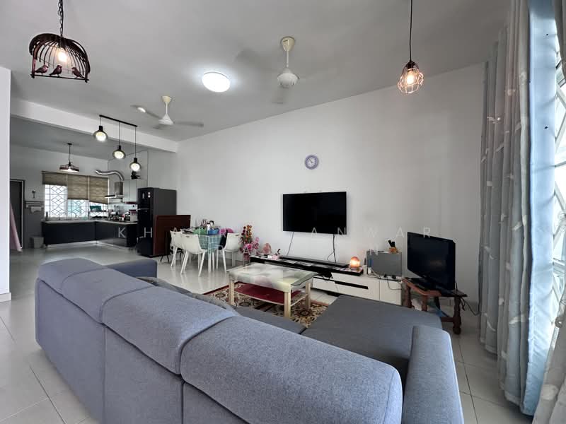 2-storey Terraced House for Sale in Saujana Utama (Puncak Alam) - Khairil Anwar Sirajudin - Living Room - PropertyGuru.com.my