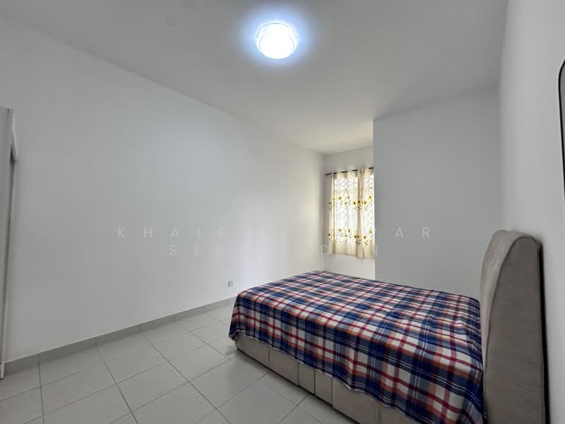 2-storey Terraced House for Sale in Saujana Utama (Puncak Alam) - Khairil Anwar Sirajudin - Bedroom - PropertyGuru.com.my