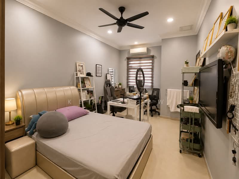Rumah Teres untuk Dijual di Sungai Long (Bandar Sungai Long) - Keith Liew - Bedroom - PropertyGuru.com.my