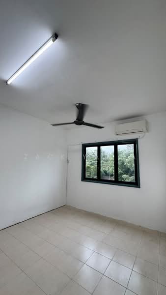 Apartment for Rent at Enggang Apartment - Zack Yahya - PropertyGuru.com.my