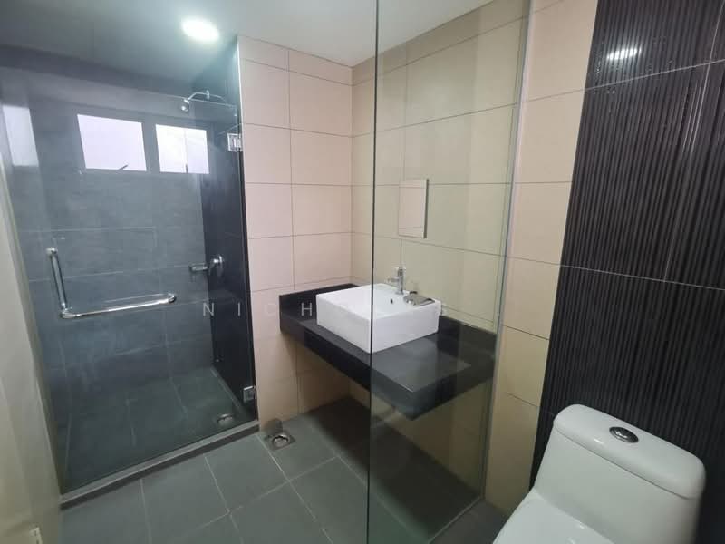 Apartment for Sale at Larkin Residence Phase 2 - Nicholas . - Bathroom - PropertyGuru.com.my