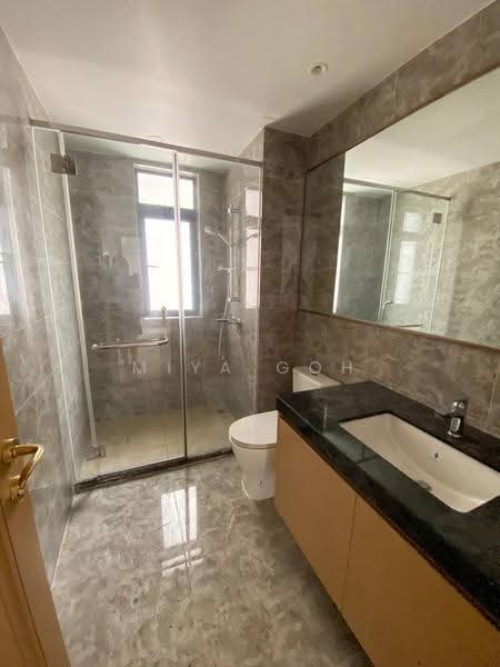 Kediaman Servis untuk Dijual di R&F Princess Cove Phase 2-Seine Region - Miya Goh - Bathroom - PropertyGuru.com.my
