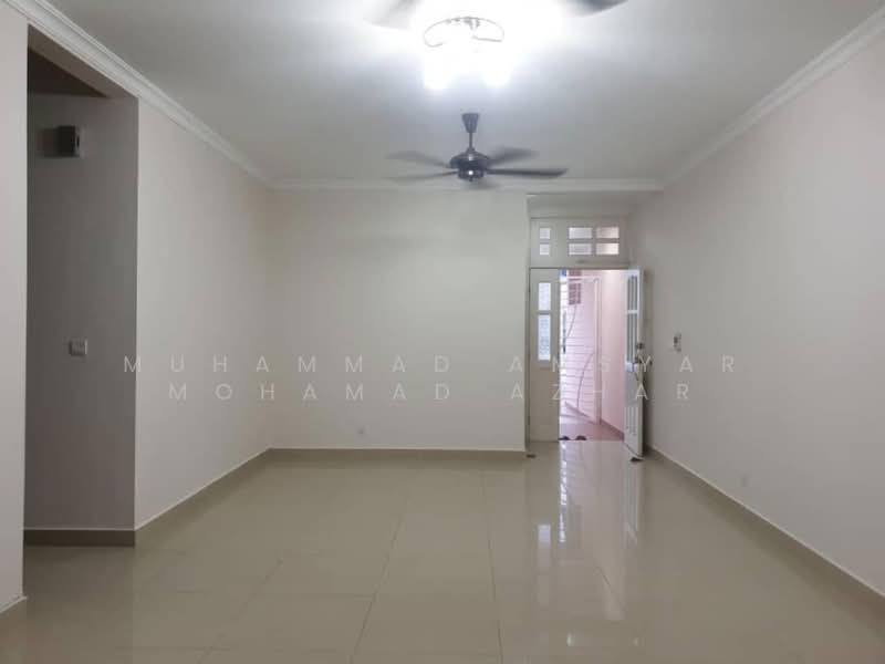 Rumah Teres 2.5 Tingkat untuk Dijual di Presint 18 (Putrajaya) - Muhammad Amsyar Mohamad Azhar - Living Room - PropertyGuru.com.my