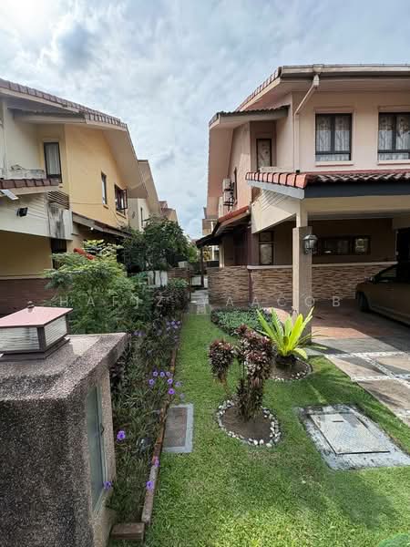 Bungalow for Sale in Glenmarie Cove (Klang) - Hafiz Yaacob - Exterior - PropertyGuru.com.my