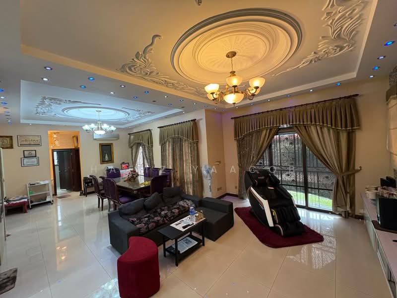 Bungalow for Sale in Glenmarie Cove (Klang) - Hafiz Yaacob - Living Room - PropertyGuru.com.my