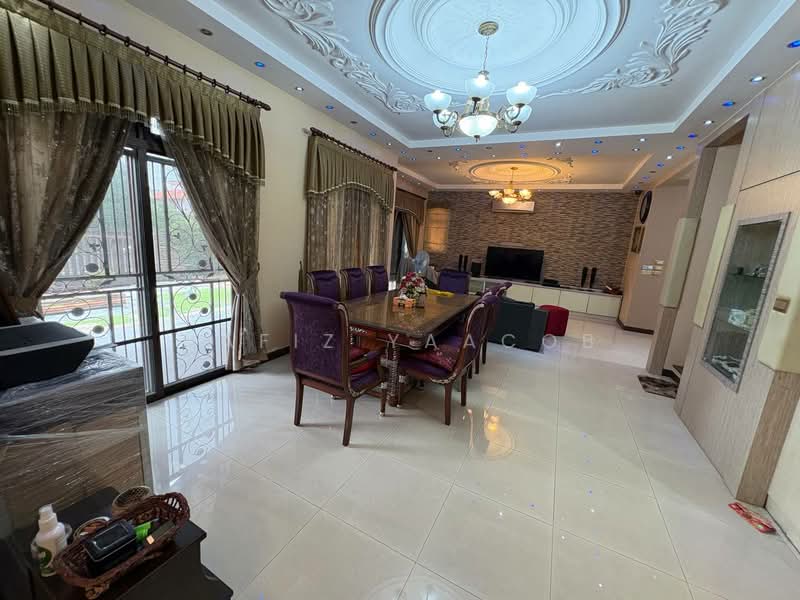 Bungalow for Sale in Glenmarie Cove (Klang) - Hafiz Yaacob - Dining Room - PropertyGuru.com.my