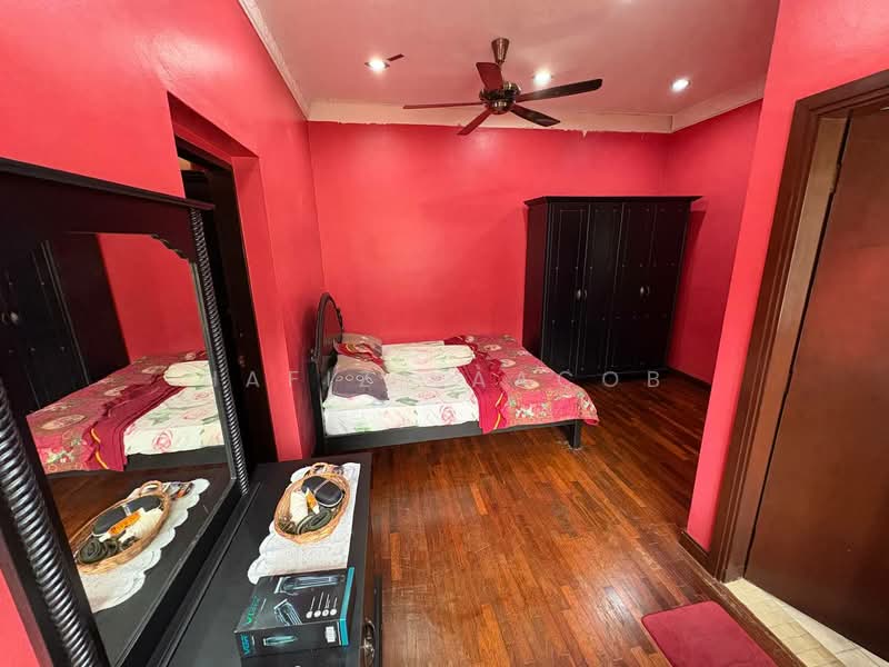 Bungalow for Sale in Glenmarie Cove (Klang) - Hafiz Yaacob - Bedroom - PropertyGuru.com.my