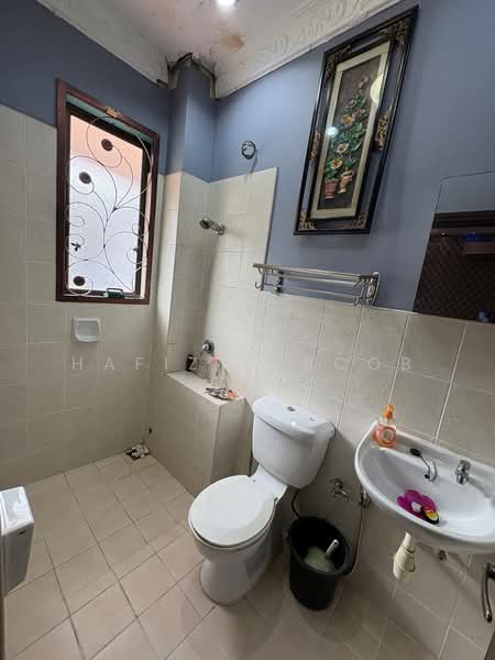 Bungalow for Sale in Glenmarie Cove (Klang) - Hafiz Yaacob - Bathroom - PropertyGuru.com.my