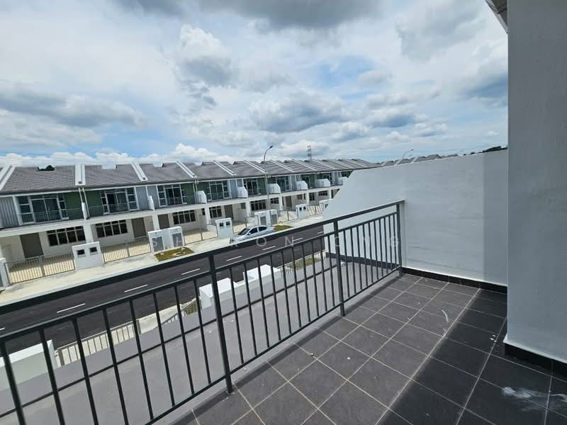 2-storey Terraced House for Sale in Kangkar Pulai (Skudai) - Sharon Ong - Exterior - PropertyGuru.com.my