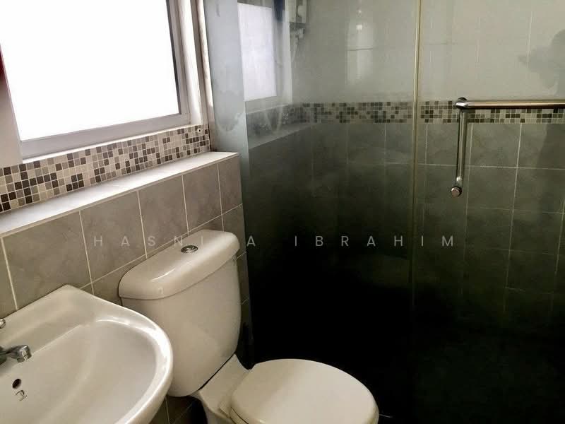 Kondominium untuk Disewa di Seri Maya Condominium - Hasniza Ibrahim - Bathroom - PropertyGuru.com.my