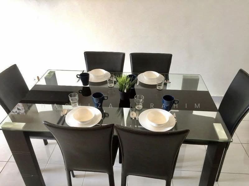 Kondominium untuk Disewa di Seri Maya Condominium - Hasniza Ibrahim - Dining Room - PropertyGuru.com.my