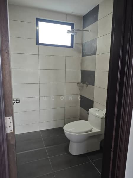 Servis Apartment untuk Dijual di Molek Regency - Yucong . - Bathroom - PropertyGuru.com.my