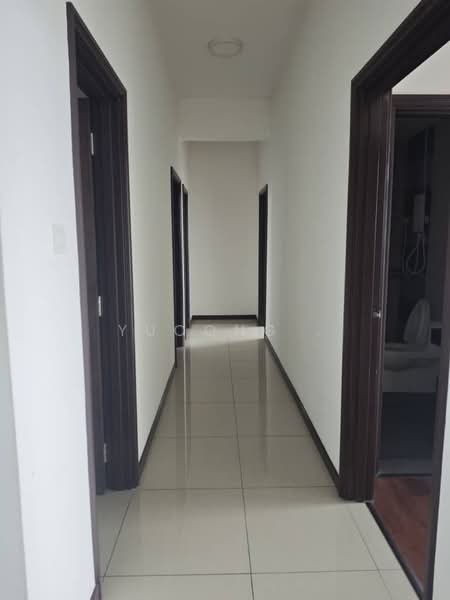 Servis Apartment untuk Dijual di Molek Regency - Yucong . - Corridor - PropertyGuru.com.my