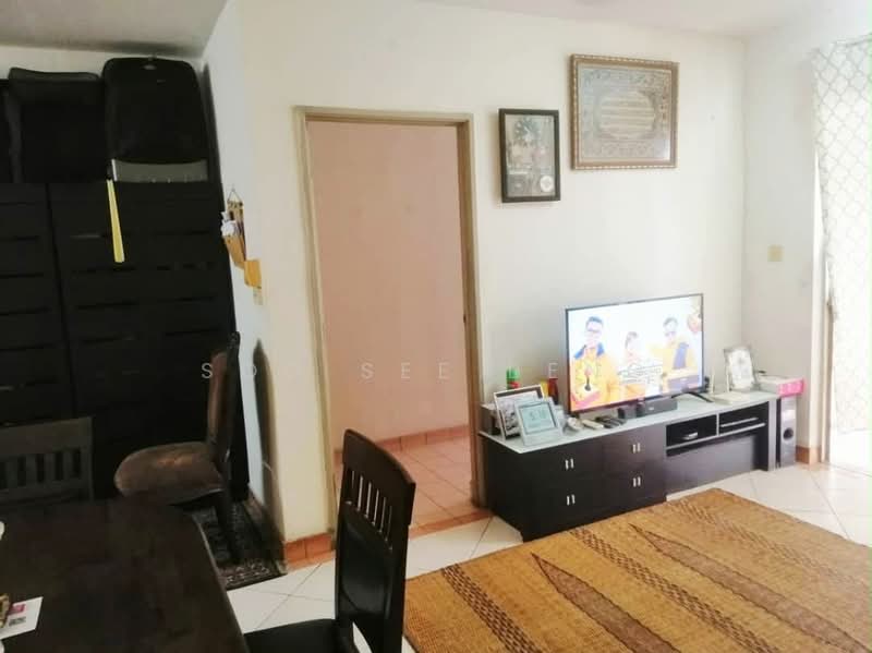 Condominium for Sale at Perdana Exclusive - Soo See Beng - Living Room - PropertyGuru.com.my