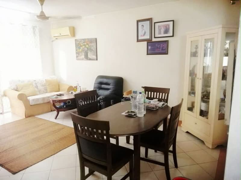 Condominium for Sale at Perdana Exclusive - Soo See Beng - Living Room - PropertyGuru.com.my