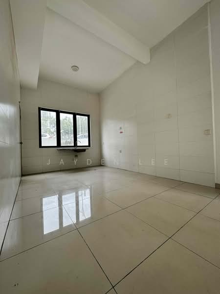 3-storey Terraced House for Sale in Mutiara Heights (Kajang) - Jayden Lee - Kitchen - PropertyGuru.com.my