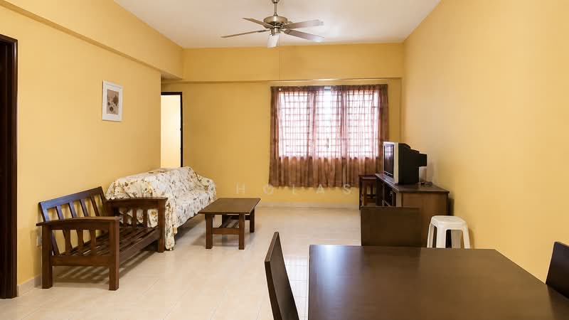Pangsapuri untuk Dijual di Bayu Puteri 3 - Nicholas . - Living Room - PropertyGuru.com.my