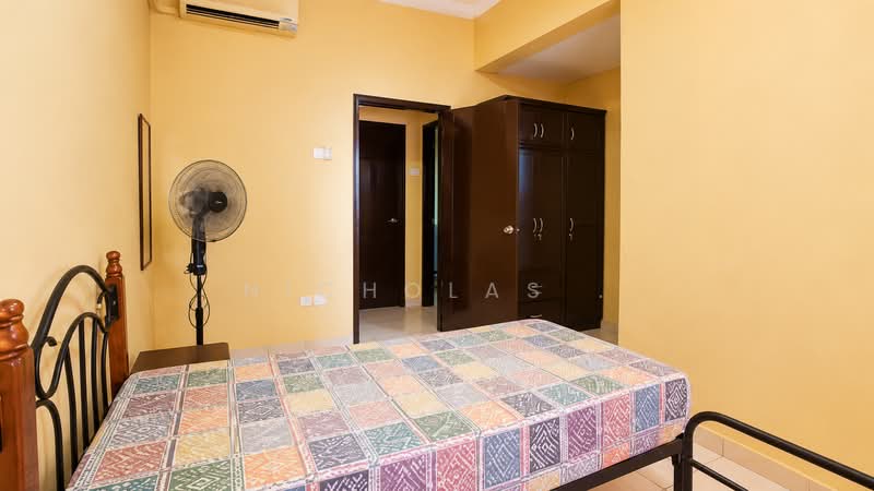 Pangsapuri untuk Dijual di Bayu Puteri 3 - Nicholas . - Bedroom - PropertyGuru.com.my