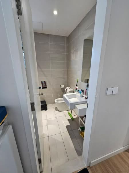 Service Residence for Sale at UNIO Residence - Daniel Lam - Bathroom - PropertyGuru.com.my