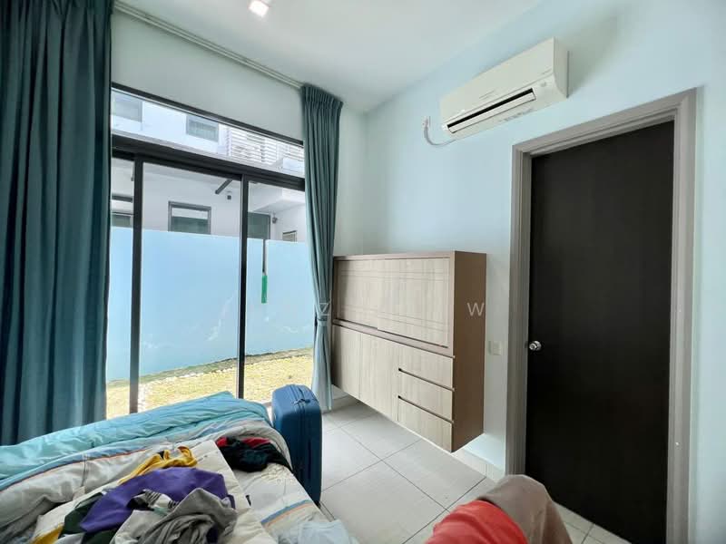 Rumah Berkembar untuk Dijual di Setia Eco Gardens (Gelang Patah) - Junz Liew - PropertyGuru.com.my