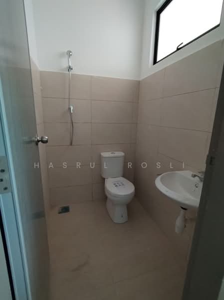 1-storey Terraced House for Sale in Alor Setar (Kedah) - Hasrul Rosli - Bathroom - PropertyGuru.com.my