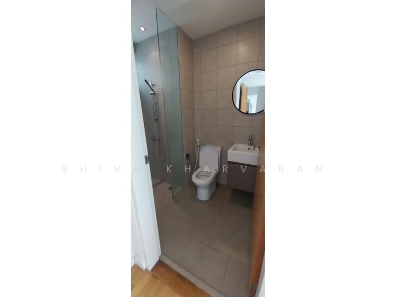 Servis Apartment untuk Disewa di Setia SKY Residences - Shiva Kharvaran - Bathroom - PropertyGuru.com.my