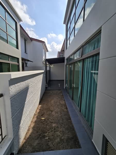 Cluster House for Rent in Taman Sutera Utama (Skudai) - CS Tan - Exterior - PropertyGuru.com.my