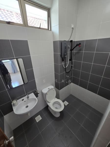 Cluster House for Rent in Taman Sutera Utama (Skudai) - CS Tan - Bathroom - PropertyGuru.com.my